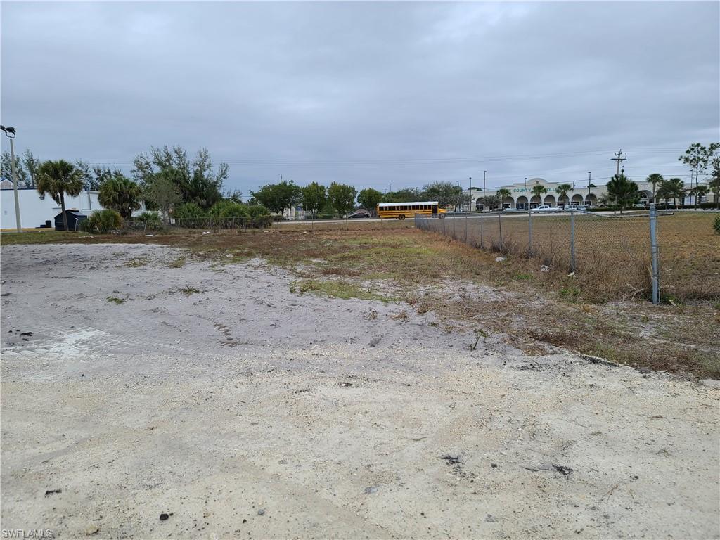 LEHIGH ACRES - Land