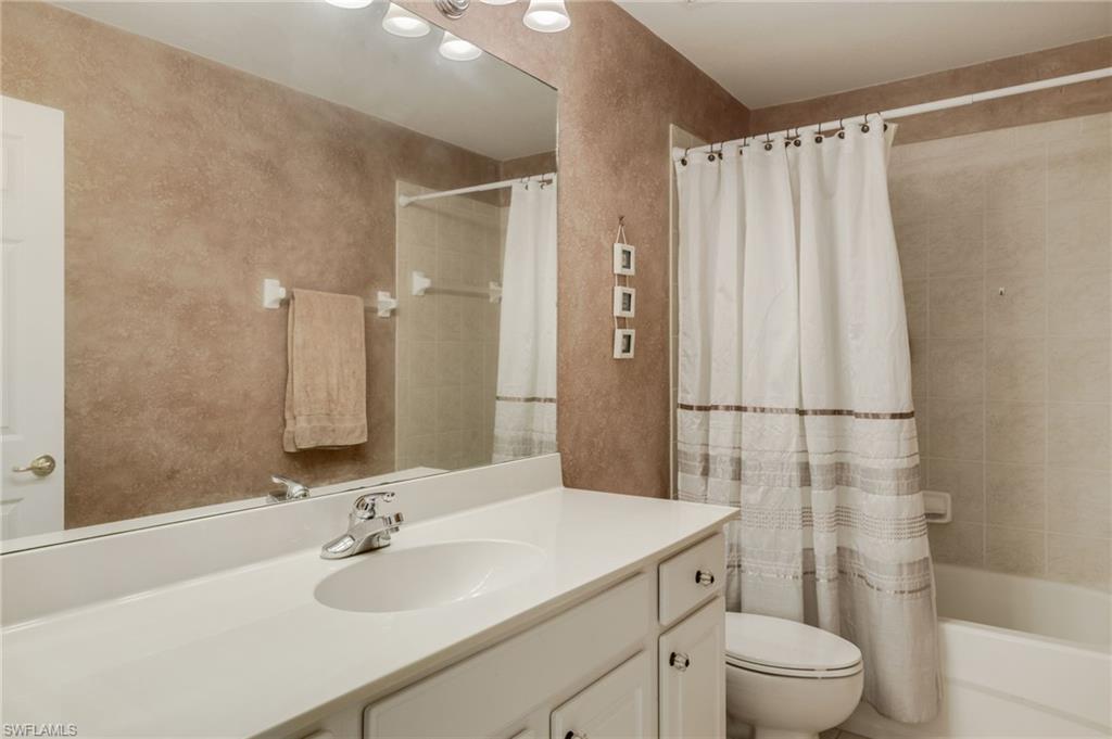 REFLECTION LAKES - Residential