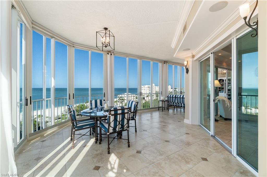 BAREFOOT BEACH CLUB - Residential