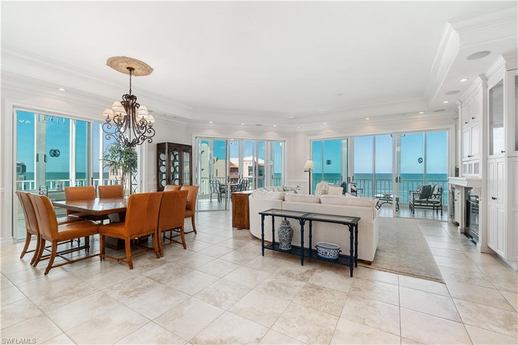 BAREFOOT BEACH CLUB - Residential