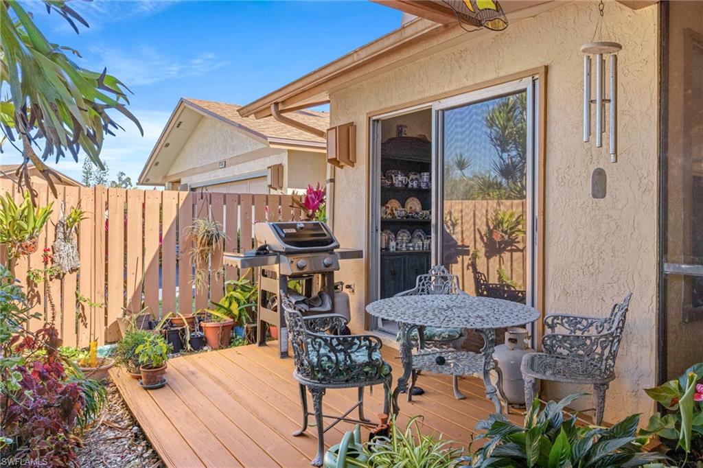 ROYAL WOODS - Residential