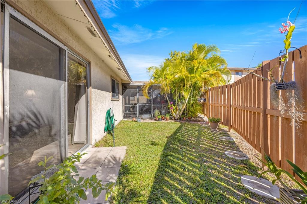 ROYAL WOODS - Residential