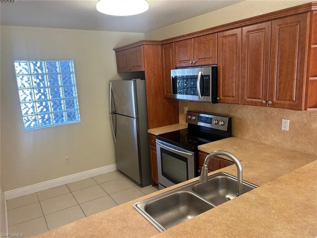 CAPE CORAL - Residential Lease