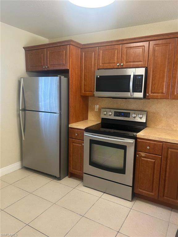 CAPE CORAL - Residential Lease