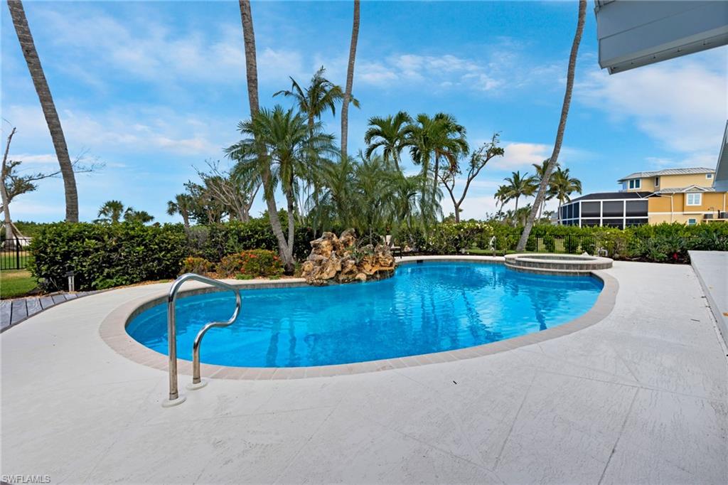 CHATEAUX SUR MER UNREC - Residential