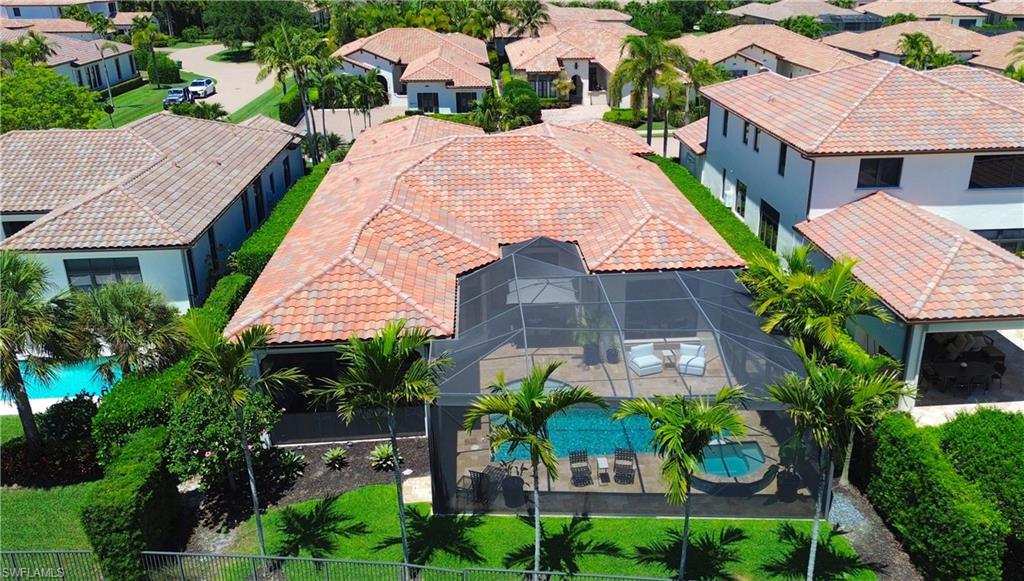 TRADITIONS - Residential