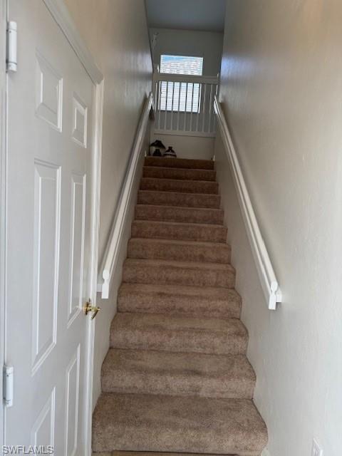 COLONIAL COUNTRY CLUB - Residential Lease