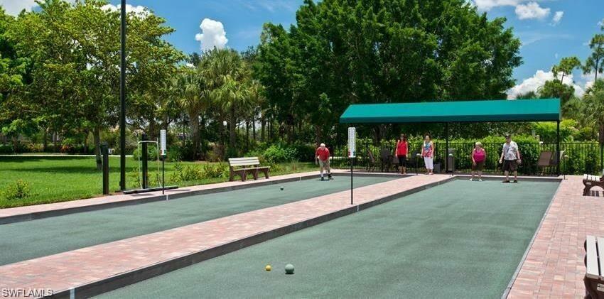 COLONIAL COUNTRY CLUB - Residential Lease