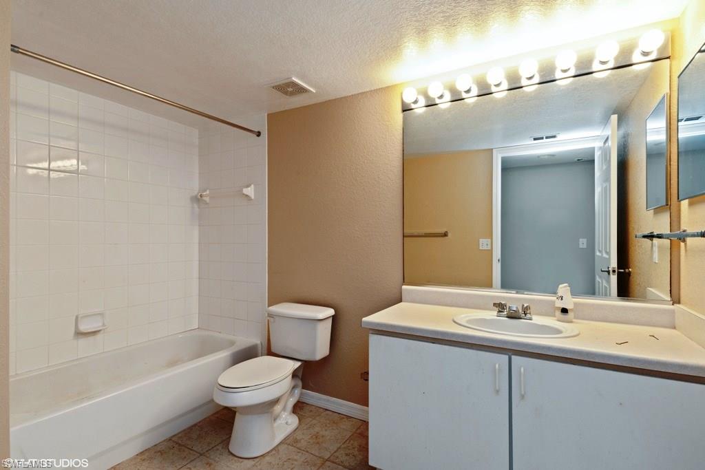 KEY ROYAL CONDOMINIUMS - Residential