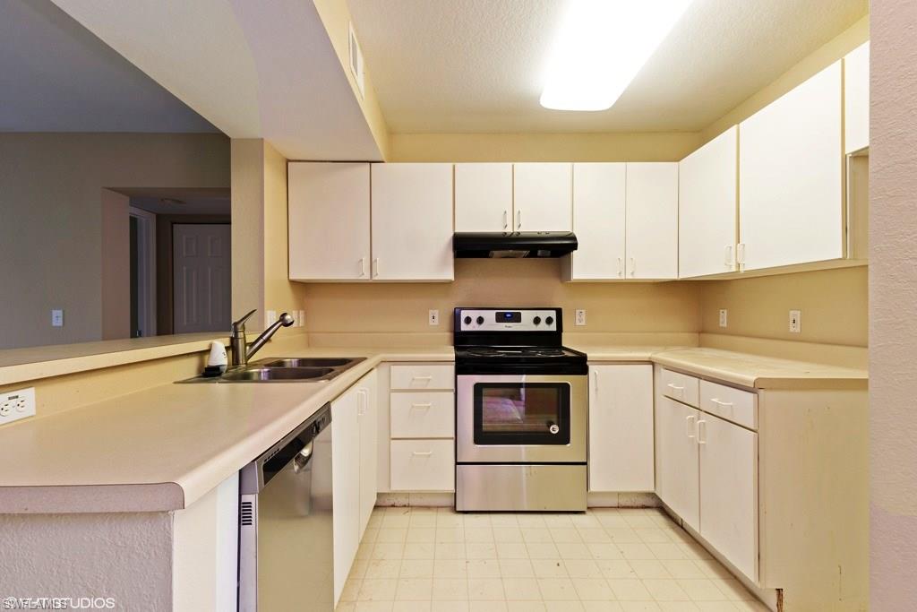 KEY ROYAL CONDOMINIUMS - Residential