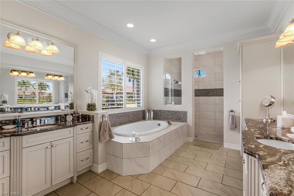 LAKOYA - Residential