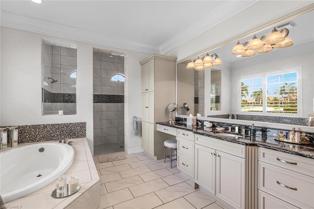 LAKOYA - Residential