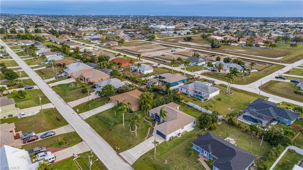 CAPE CORAL - Residential
