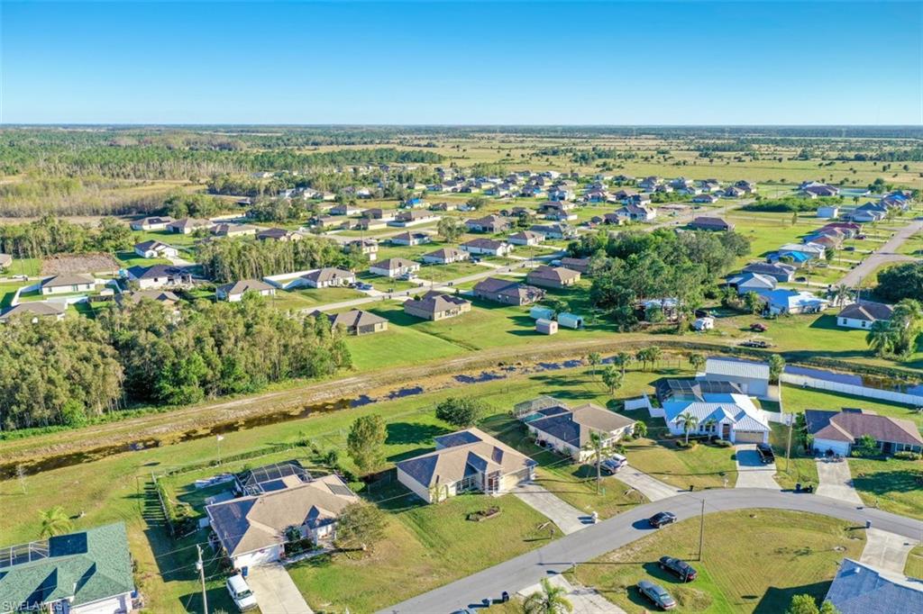 MIRROR LAKES - Residential