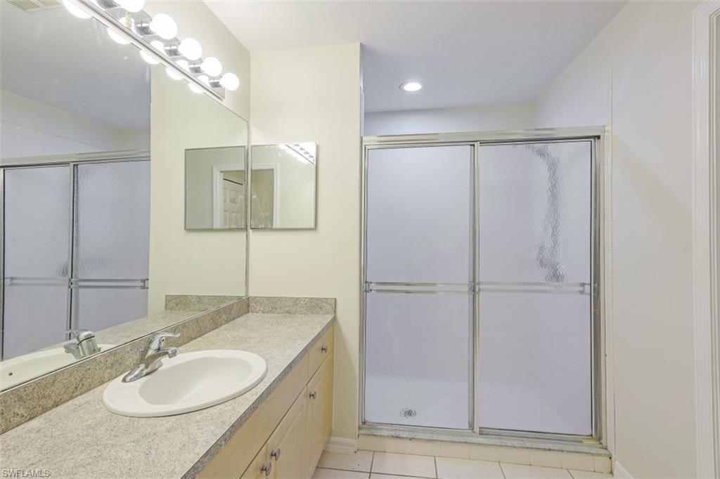 MIRROR LAKES - Residential