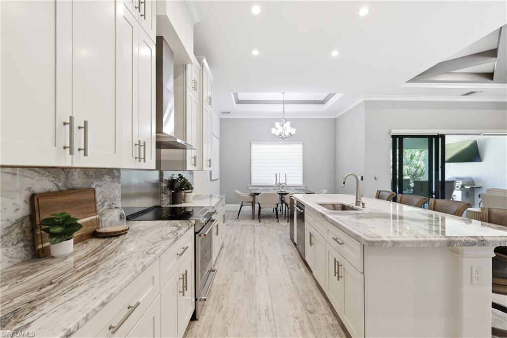 SAN CARLOS ESTATES - Residential