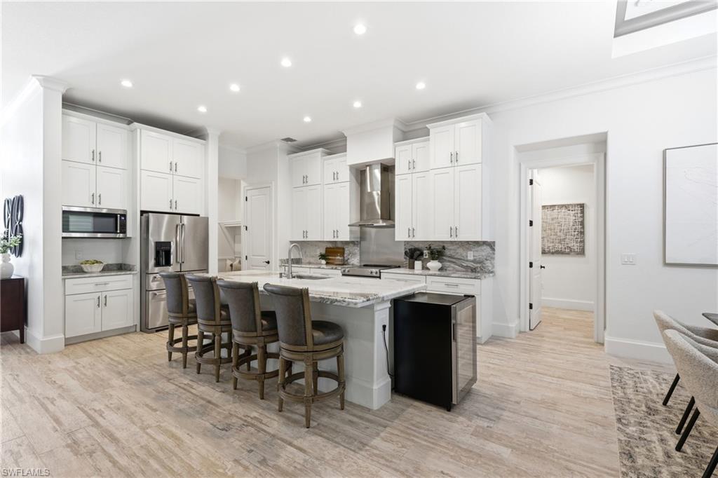 SAN CARLOS ESTATES - Residential