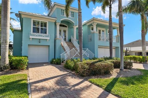 4829 Regal DR BONITA SPRINGS FL 34134