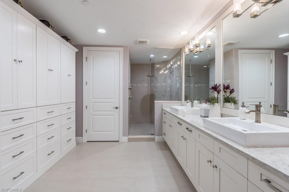 VIANSA - Residential Lease