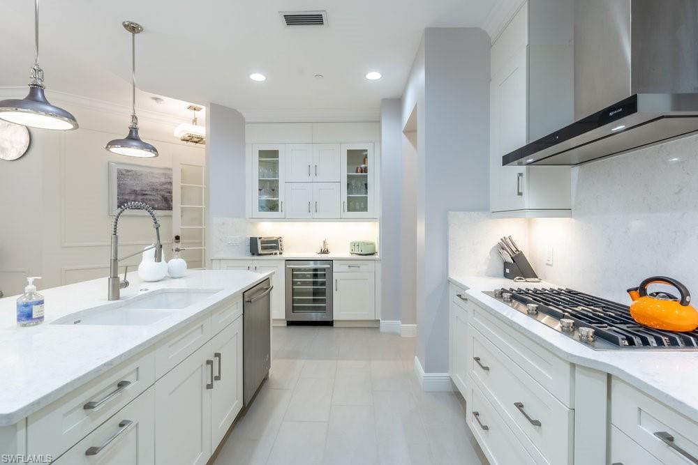 VIANSA - Residential Lease