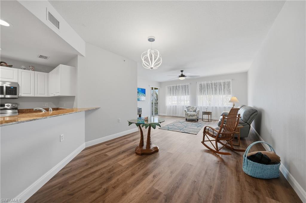 FOUNTAIN COURT - Residential