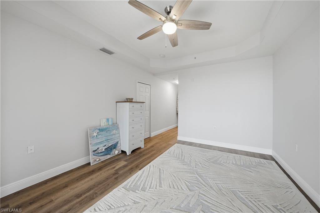 FOUNTAIN COURT - Residential