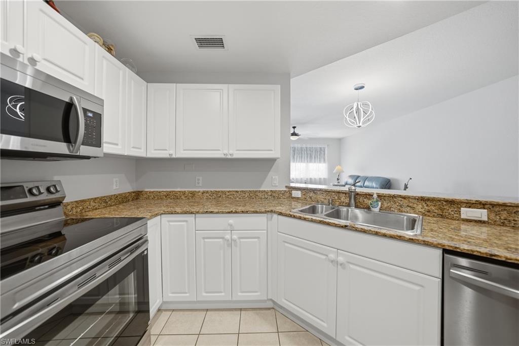 FOUNTAIN COURT - Residential