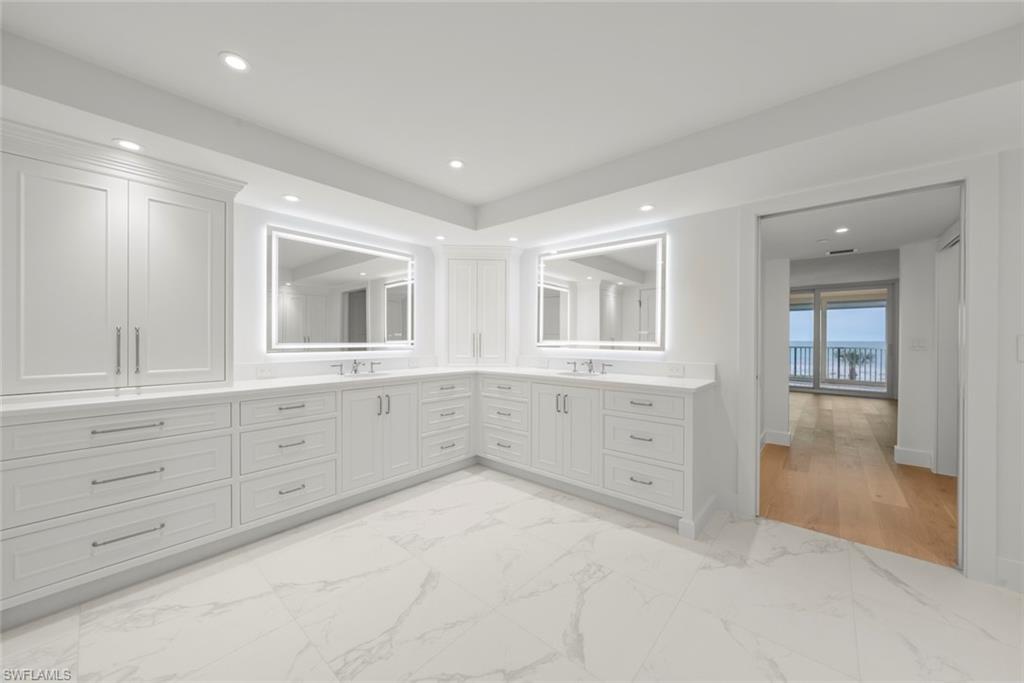 WEDGEWOOD OF SANIBEL CONDO - Residential