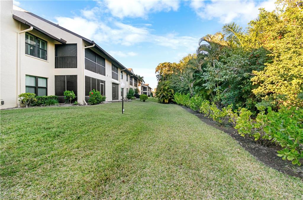 CLUB AT CRYSTAL LAKE CONDOMINIUM - Residential