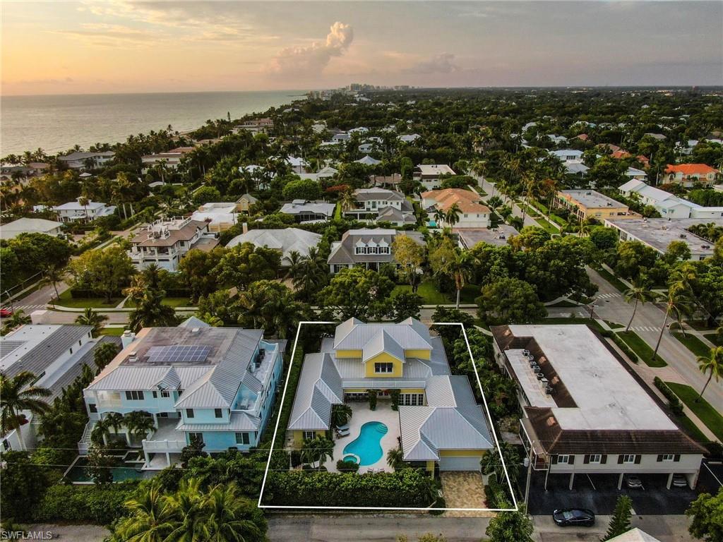 OLDE NAPLES - Residential