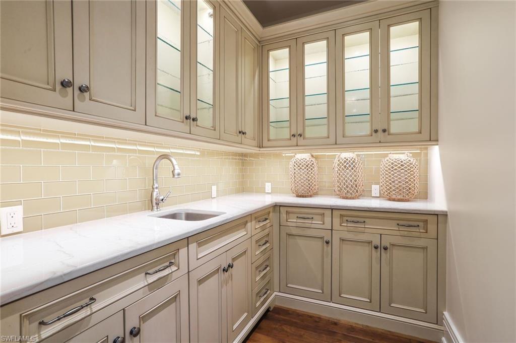 OLDE NAPLES - Residential