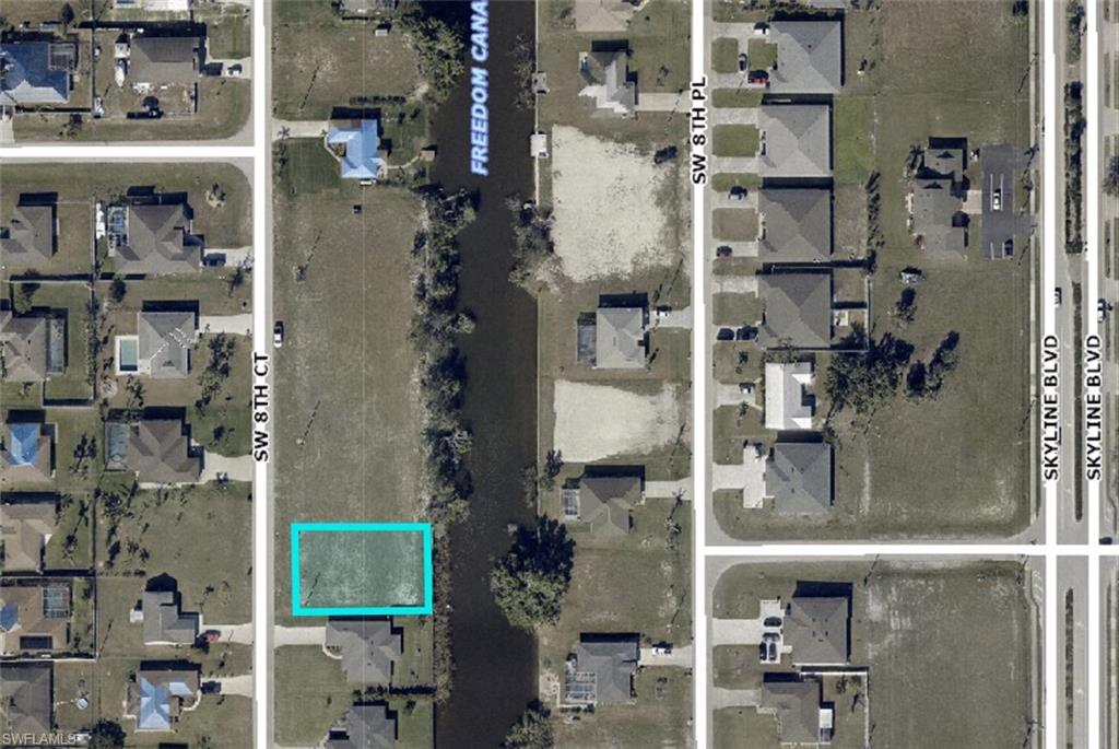 CAPE CORAL - Land