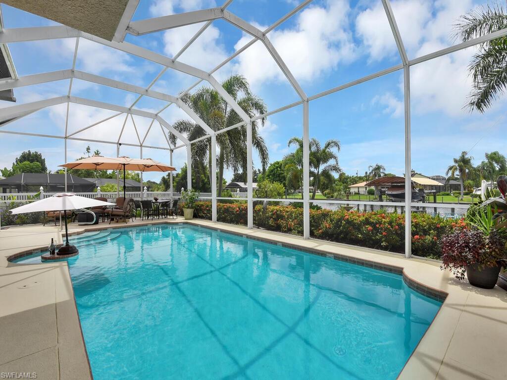 FORT MYERS SHORES - Residential