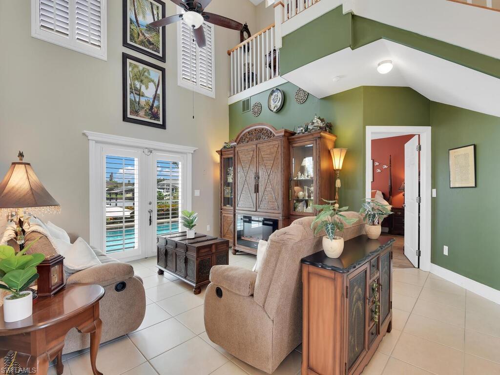 FORT MYERS SHORES - Residential