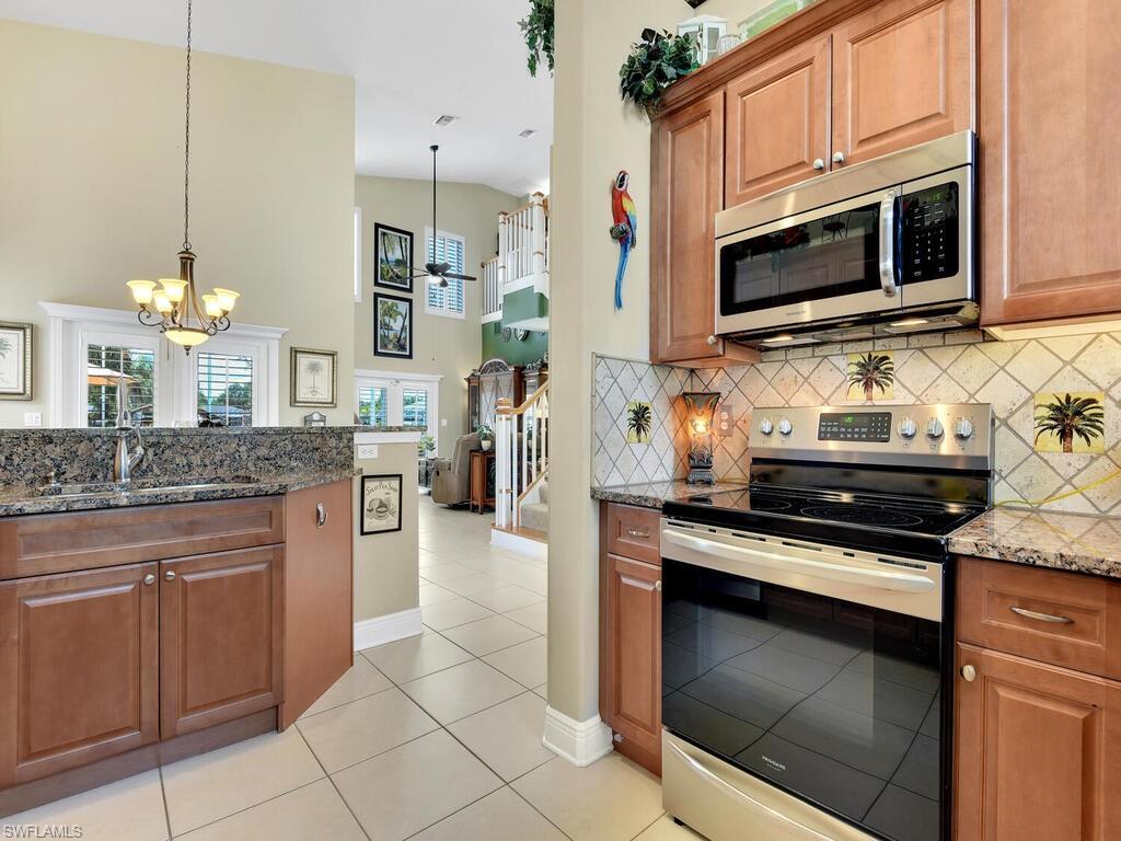 FORT MYERS SHORES - Residential