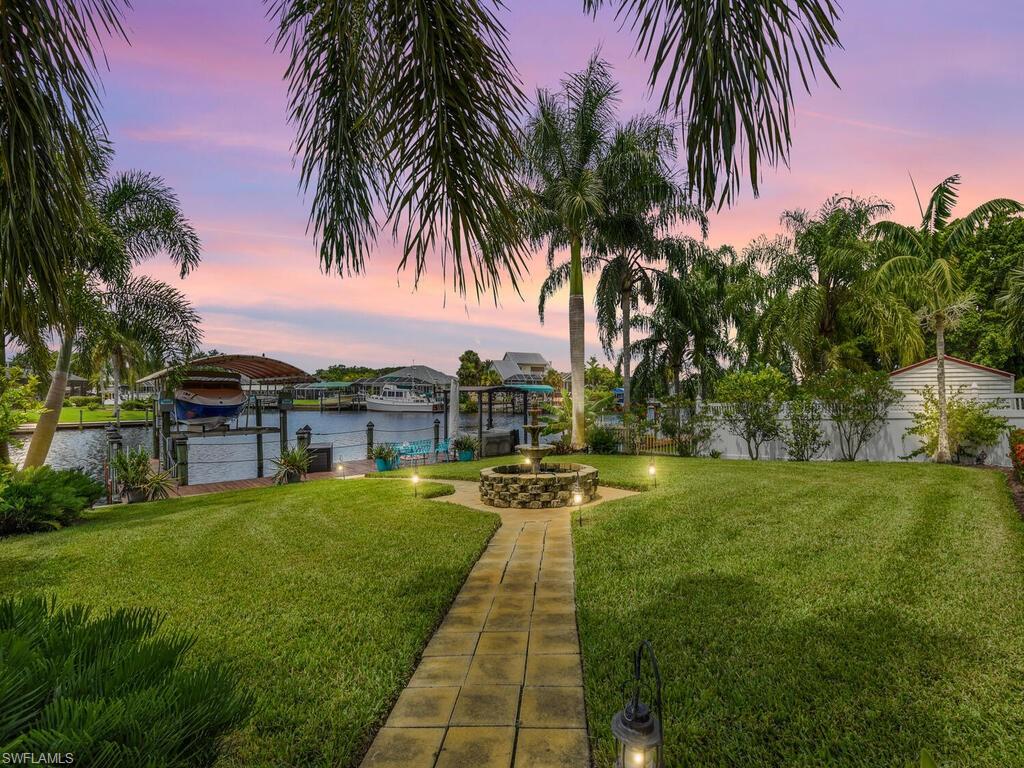 FORT MYERS SHORES - Residential