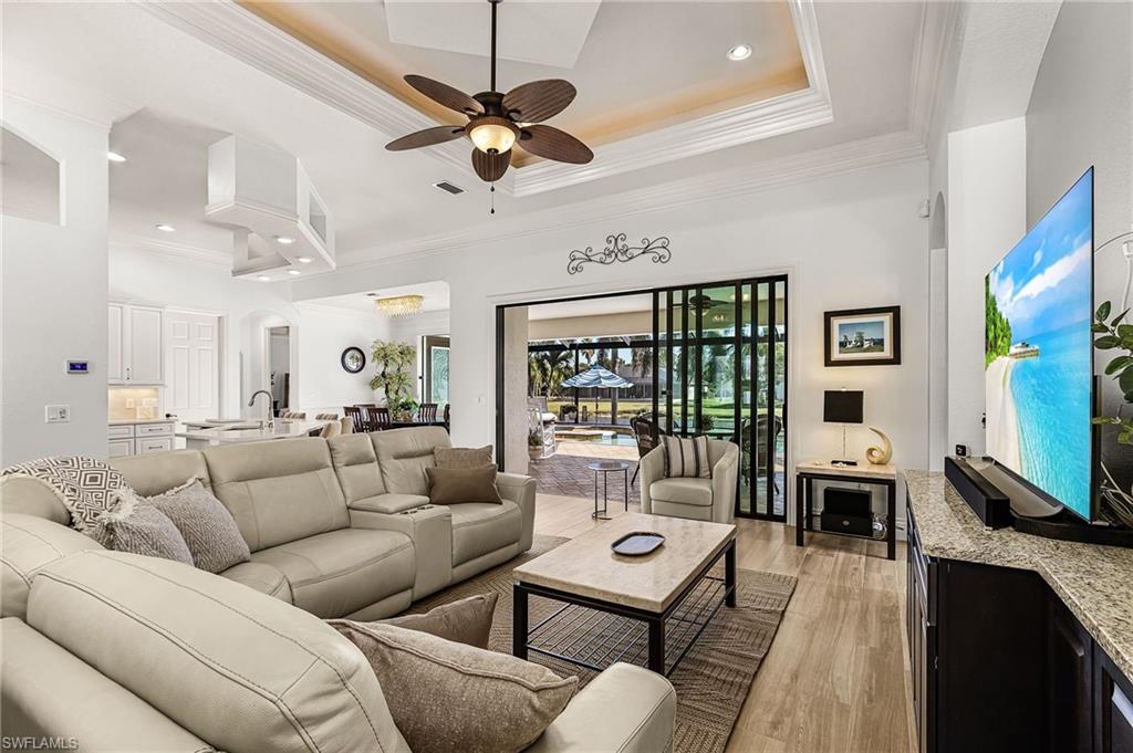 CAPE ROYAL - Residential