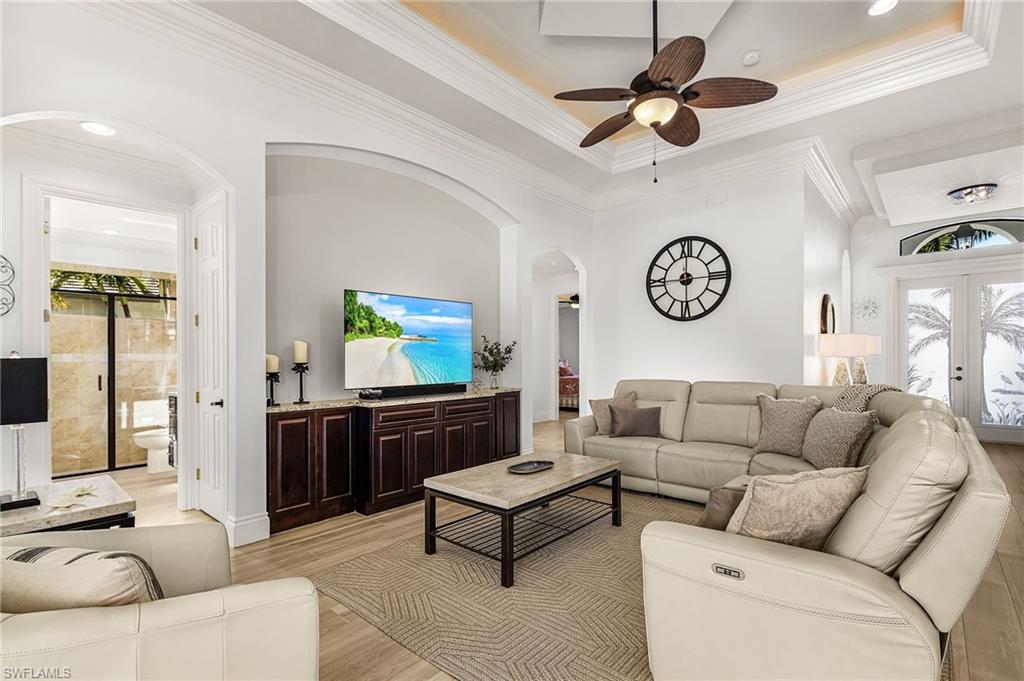 CAPE ROYAL - Residential