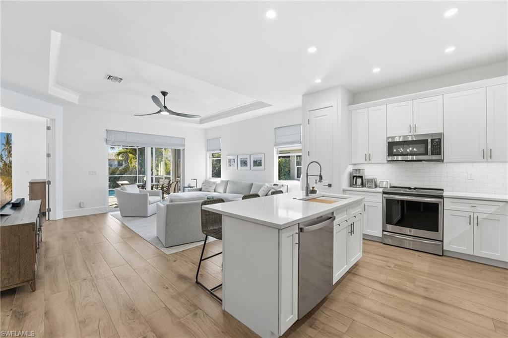 THE VILLAS AT CAUSEWAY KEY - Residential