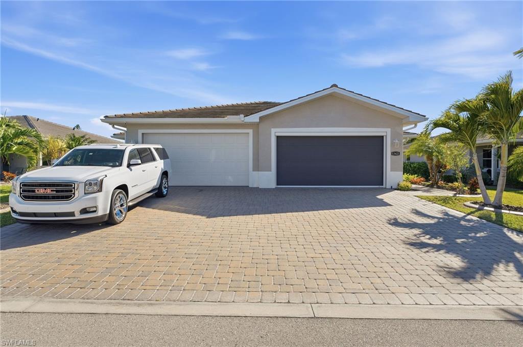 THE VILLAS AT CAUSEWAY KEY - Residential