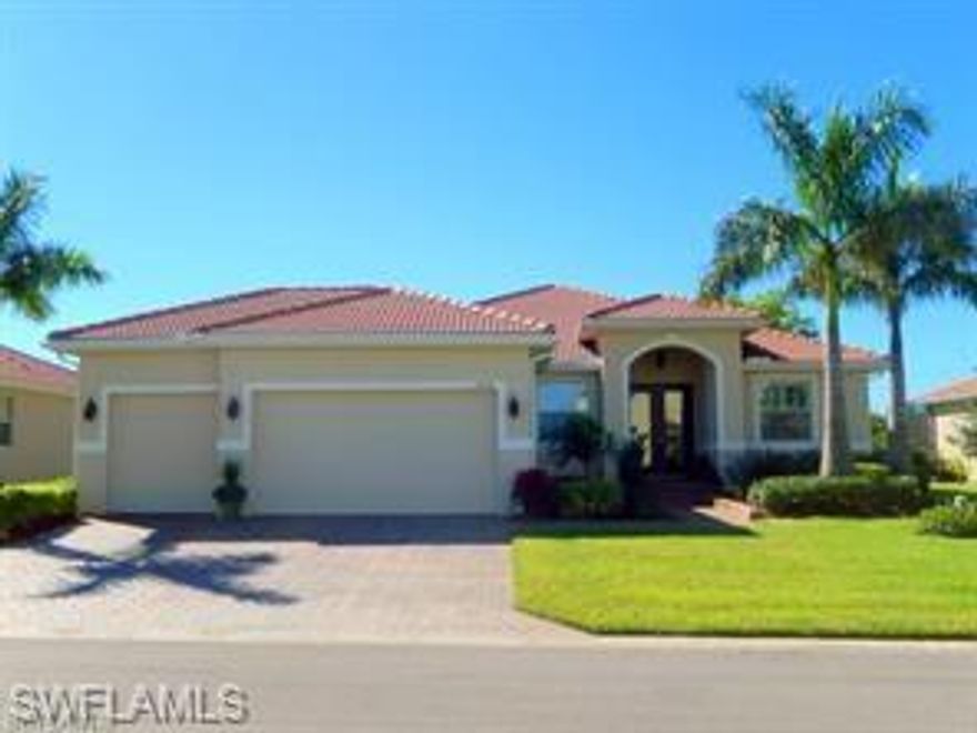 Open floor plan offers 4 bedrooms/3 Baths/den/ 3 car garage.