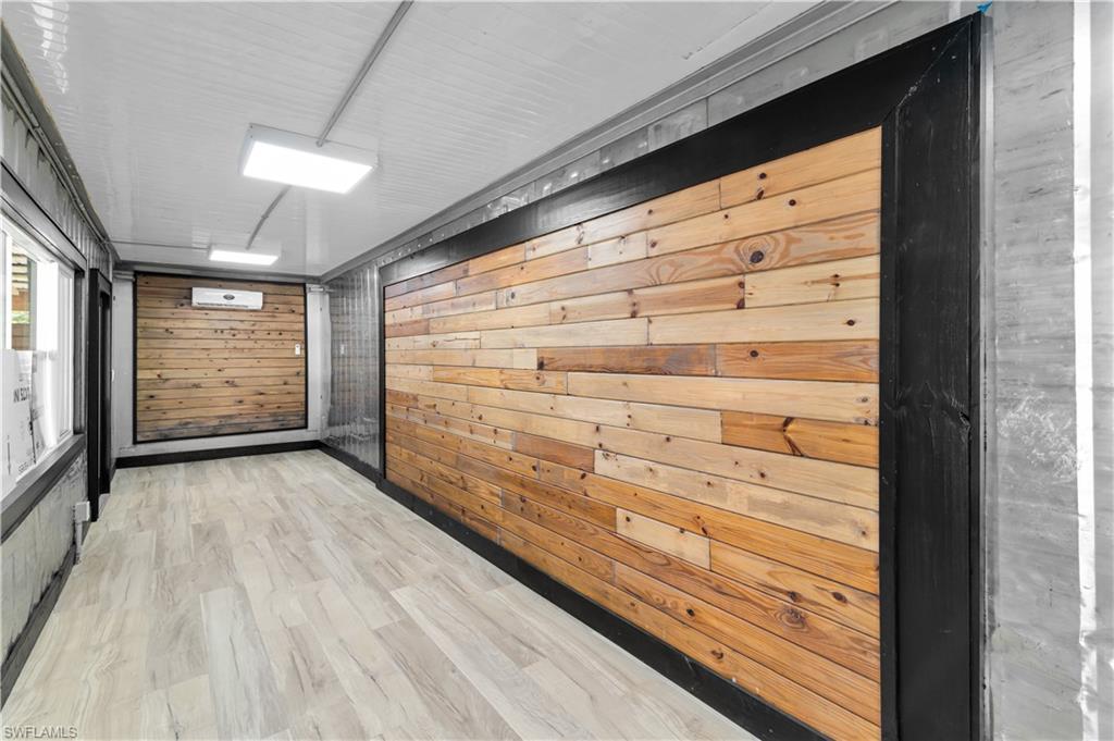 HENDRY CREEK - Residential