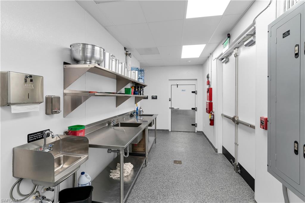 HENDRY CREEK - Residential