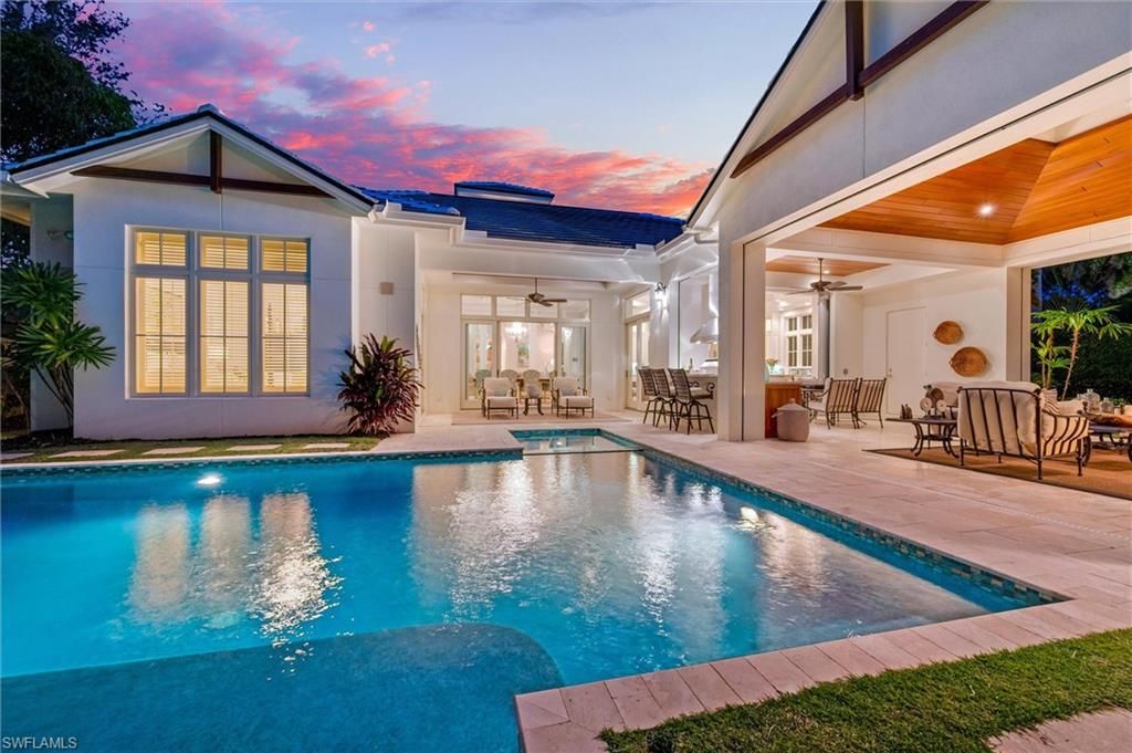 Photo of 2250 Crayton RD, NAPLES, FL 34103 (MLS # 225070924)