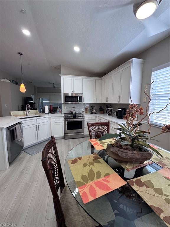 6800 Satinleaf RD S 204