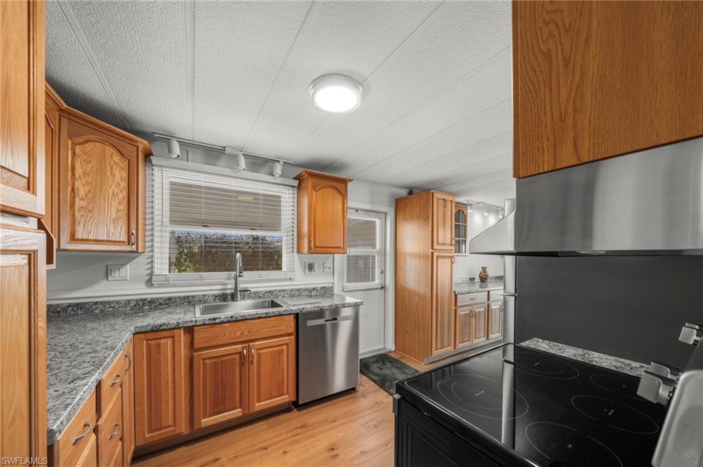 ST JAMES CITY - Residential