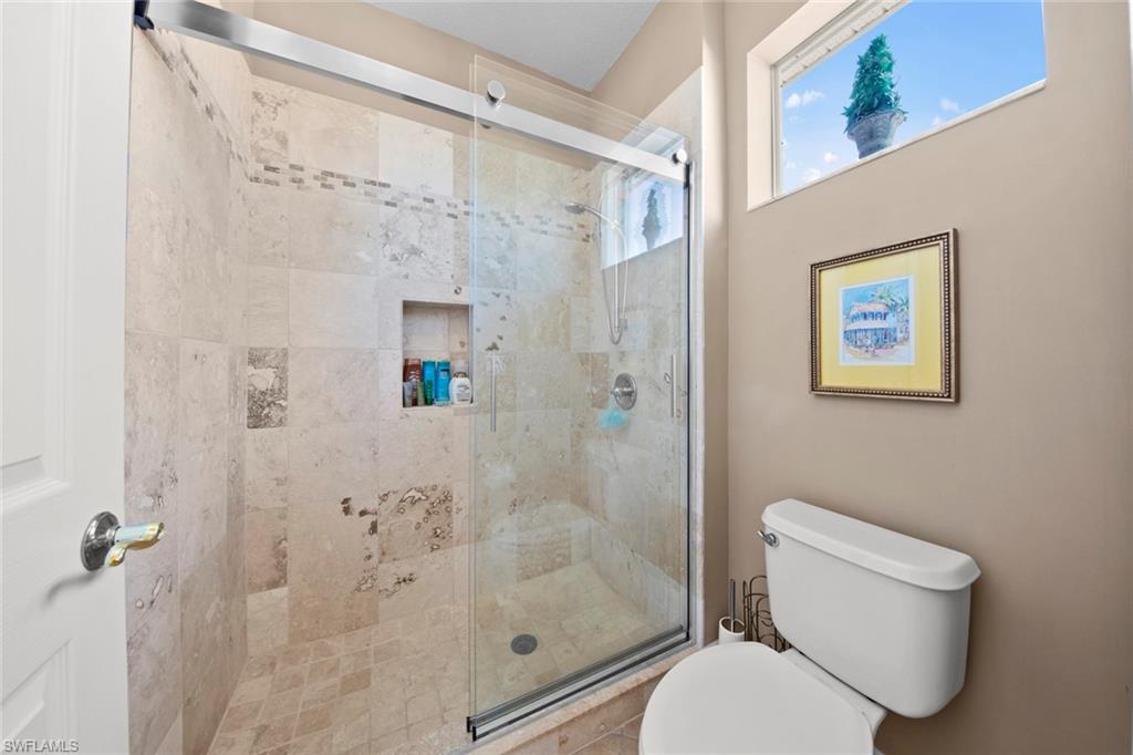 BELLE LAGO - Residential