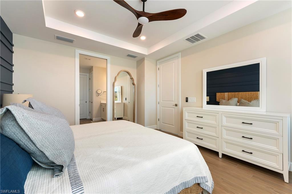 ESPLANADE LAKE CLUB - Residential Lease