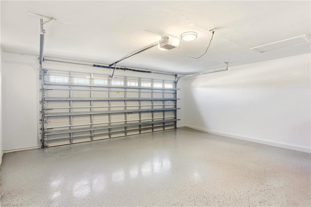 GOLDEN GATE CITY - Residential