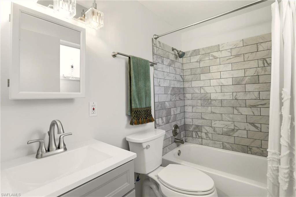 GOLDEN GATE CITY - Residential